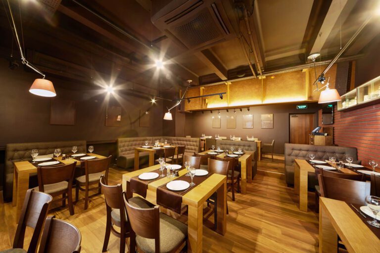 Chain Restaurants Choose LED Lighting