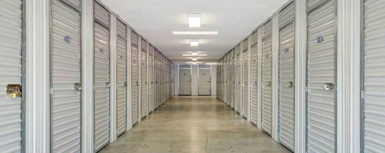 Self-Storage Lighting: How to Lower Operation Expenses with LED Lights
