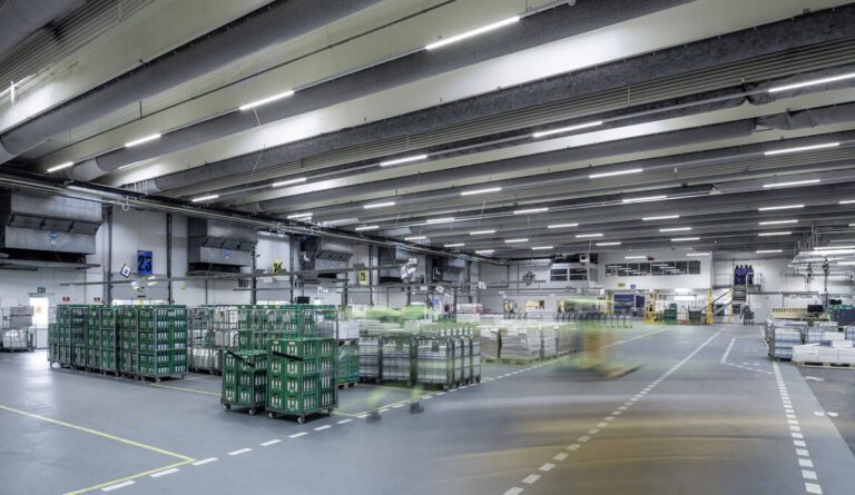How Manufacturing Lighting Benefits from LED Technology