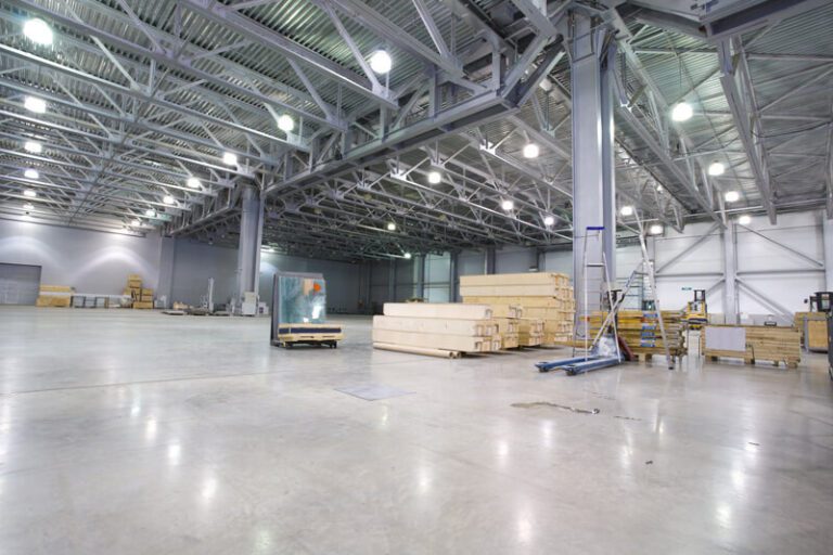 Three Benefits of Warehouse Lighting with LEDs