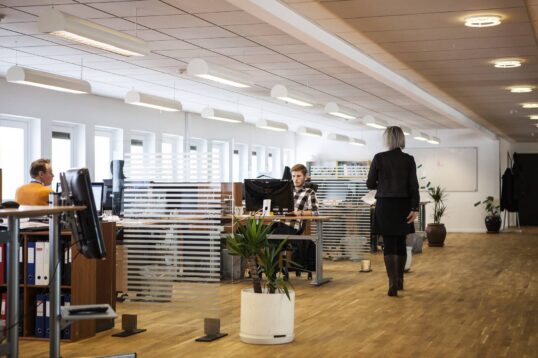 2 Helpful Lighting Maintenance Tips From The Pros