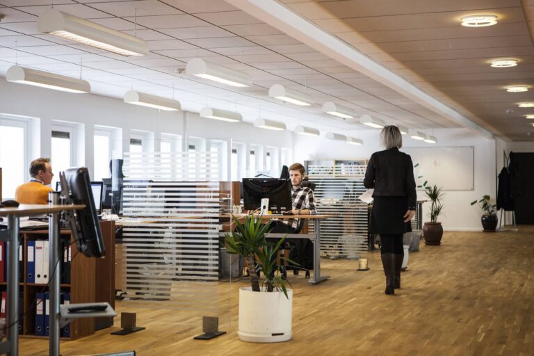 2 Helpful Lighting Maintenance Tips From The Pros