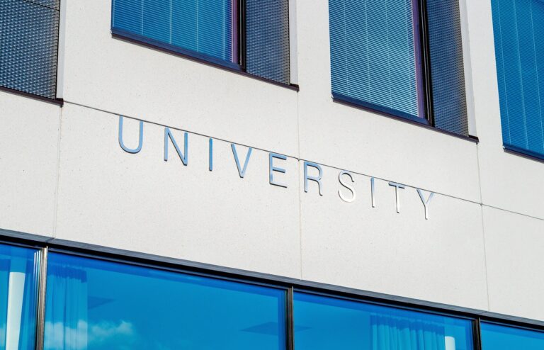How to Make Universities More Accessible Through Lighting