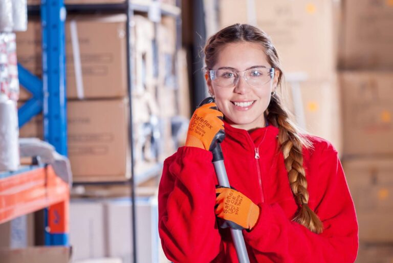 Interior Lighting Which Saves Money and Increases the Productivity of Your Employees