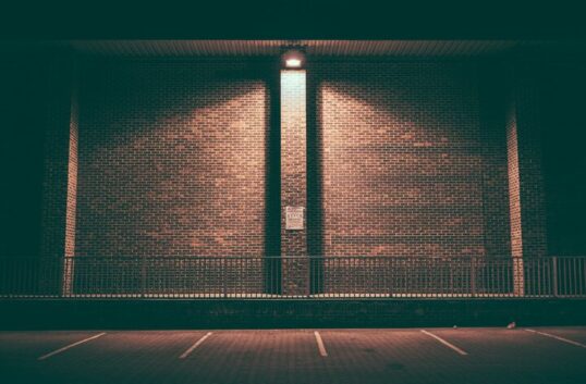 5 Signs Your Commercial Property Needs to Retrofit the Light Fixtures