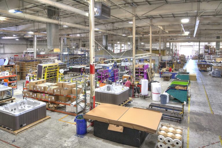 Improve Safety and Productivity with Better Warehouse & Distribution Center Lighting